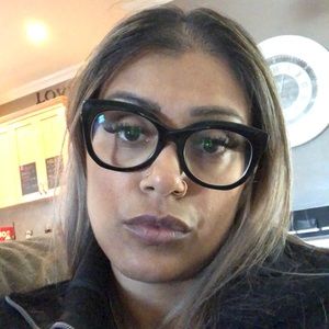 Meet your Posher, Sandy